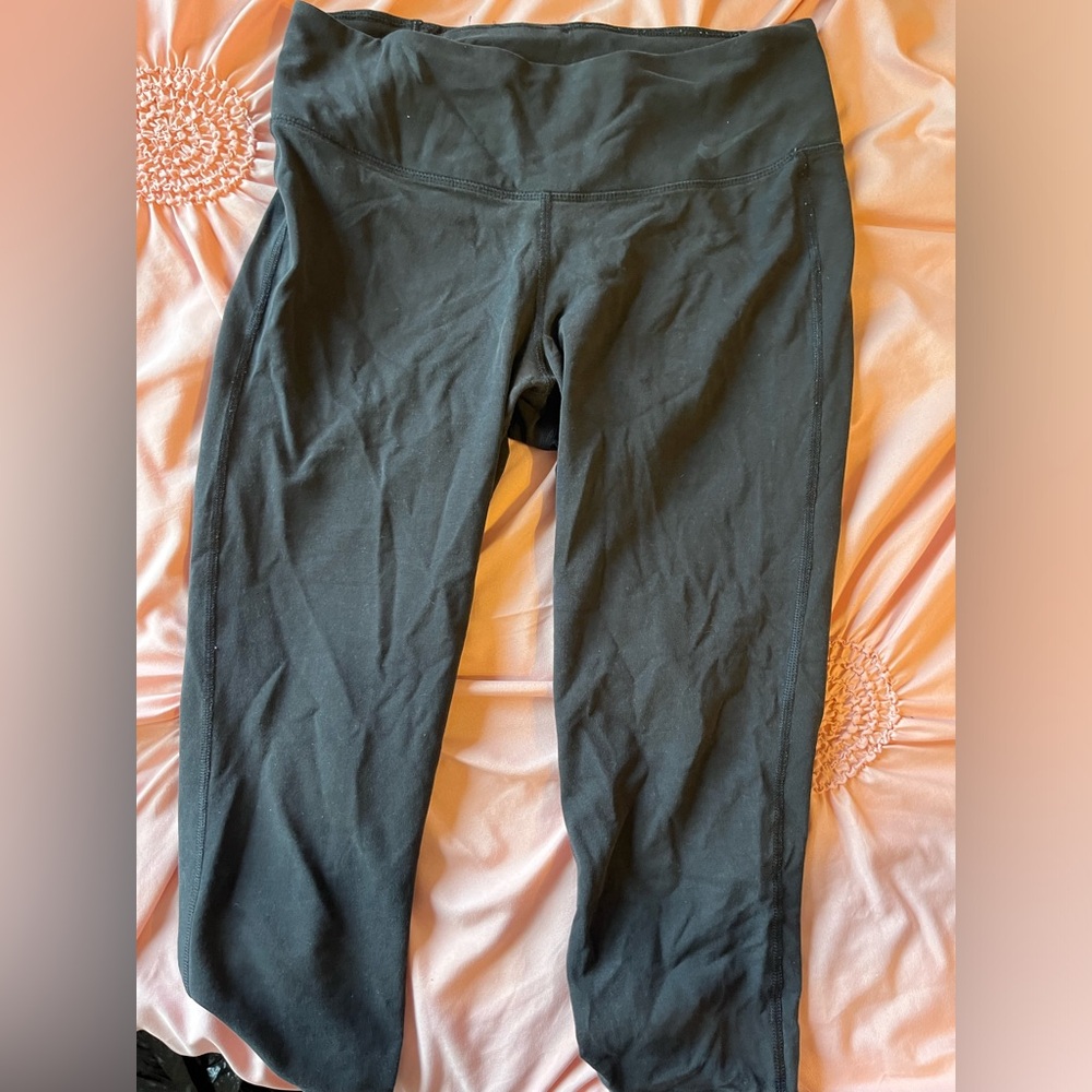 Nike cropped leggings, black